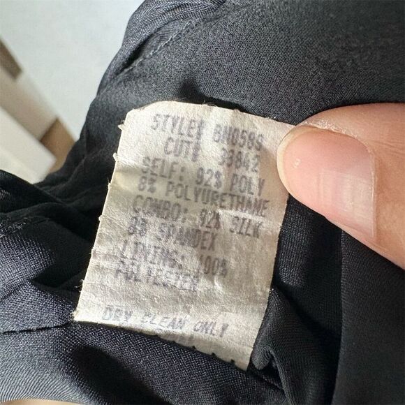 Nicole Miller Women's Black Sheath Dress Size 2 Above Knee Length Formal - Picture 8 of 8